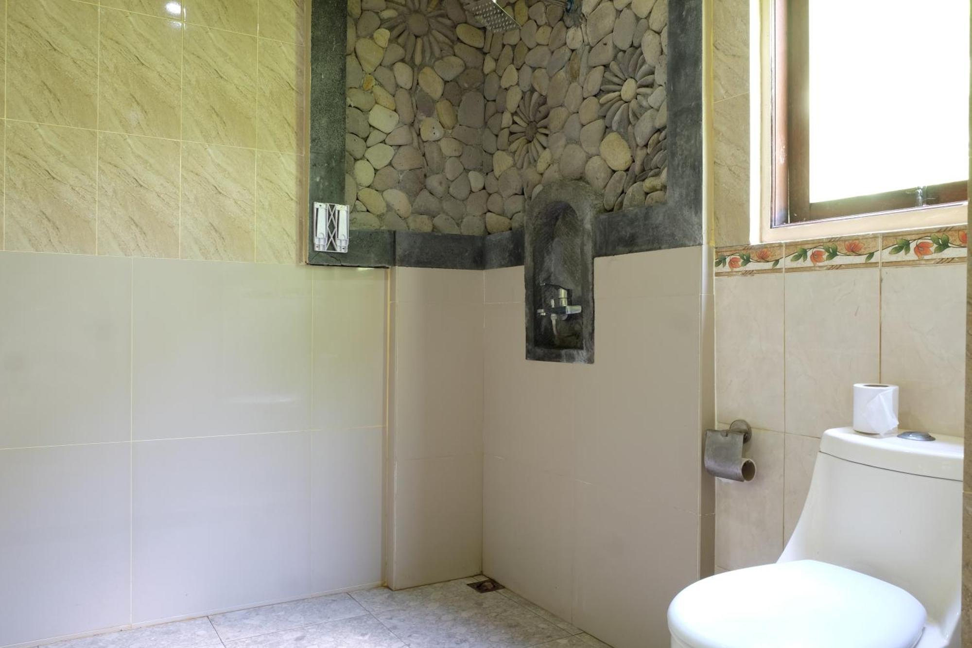 Suastika Guest House Ubud Exterior photo