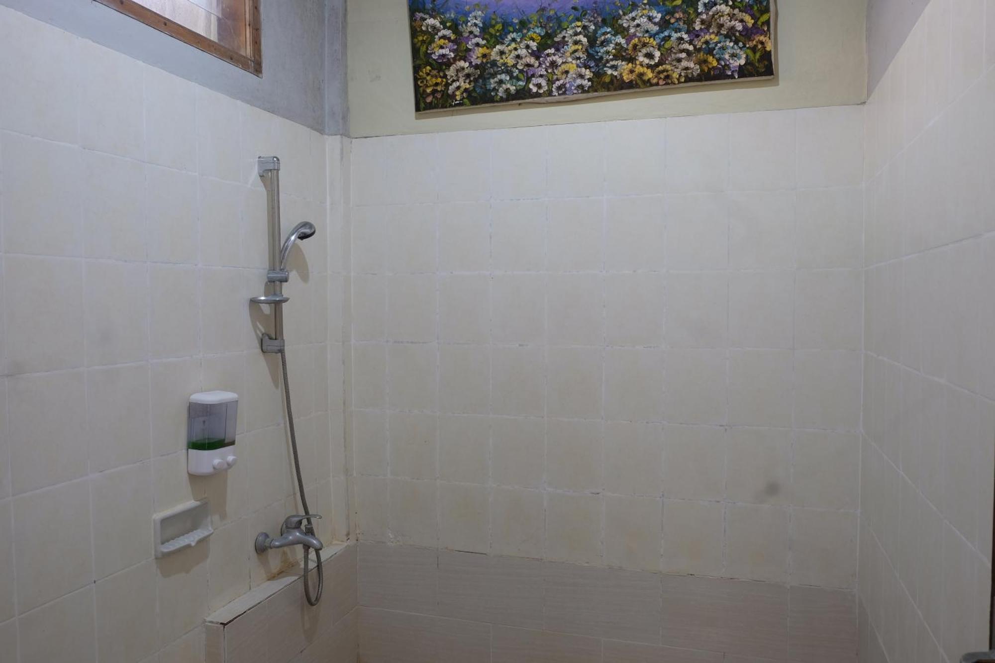 Suastika Guest House Ubud Exterior photo